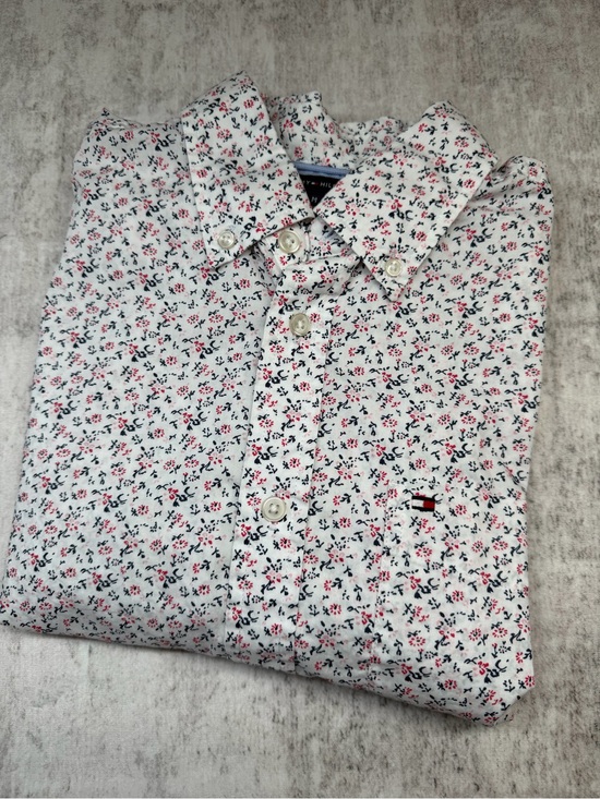 Tommy Hilfiger Other - Tommy Hilfiger Long Sleeve button down shirt, coastal Miami, , Size M